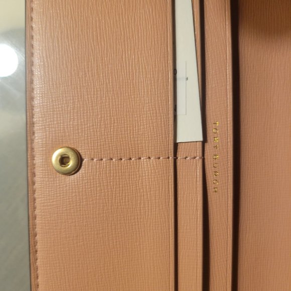 *SOLD* New with tags Tory Burch ROBINSON ZIP SLIM WALLE - Picture 10 of 16